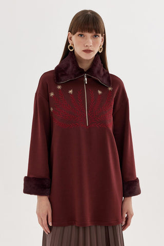 Embroidered Sweatshirt With Fur Red