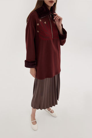 Embroidered Sweatshirt With Fur Red