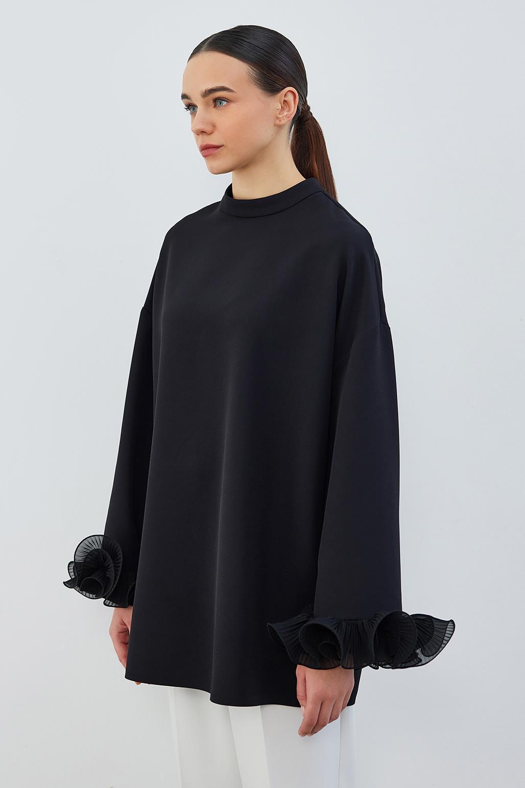 Lady Sleeve Pleated Detailed Tunic Black