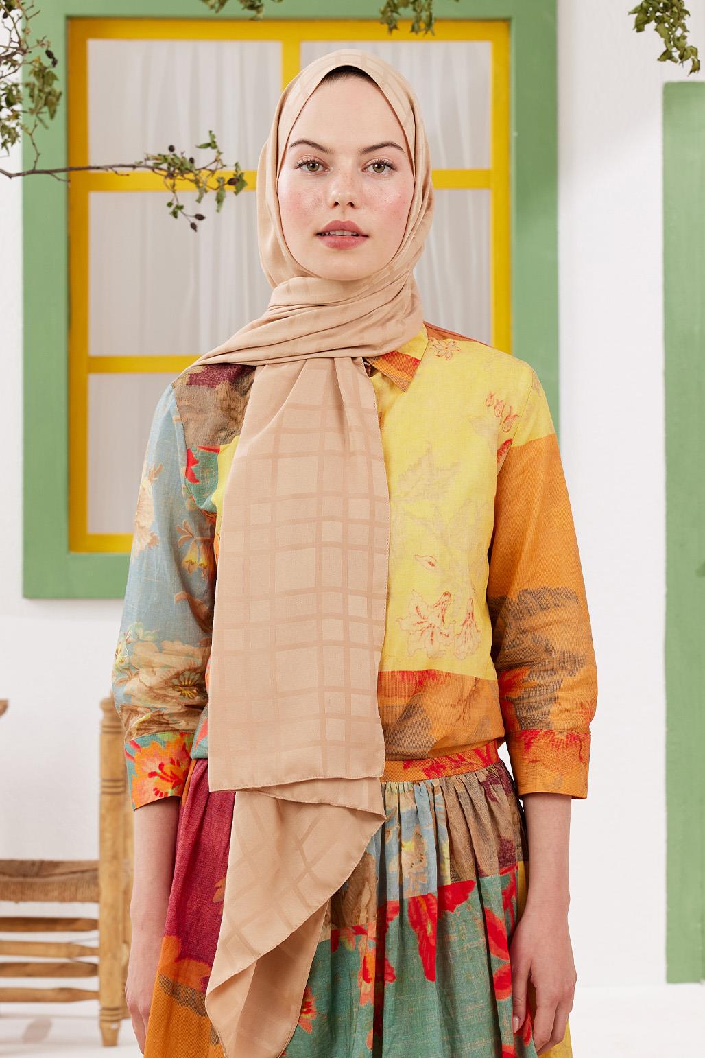 Linea Pattern Modal Jacquard Shawl Camel