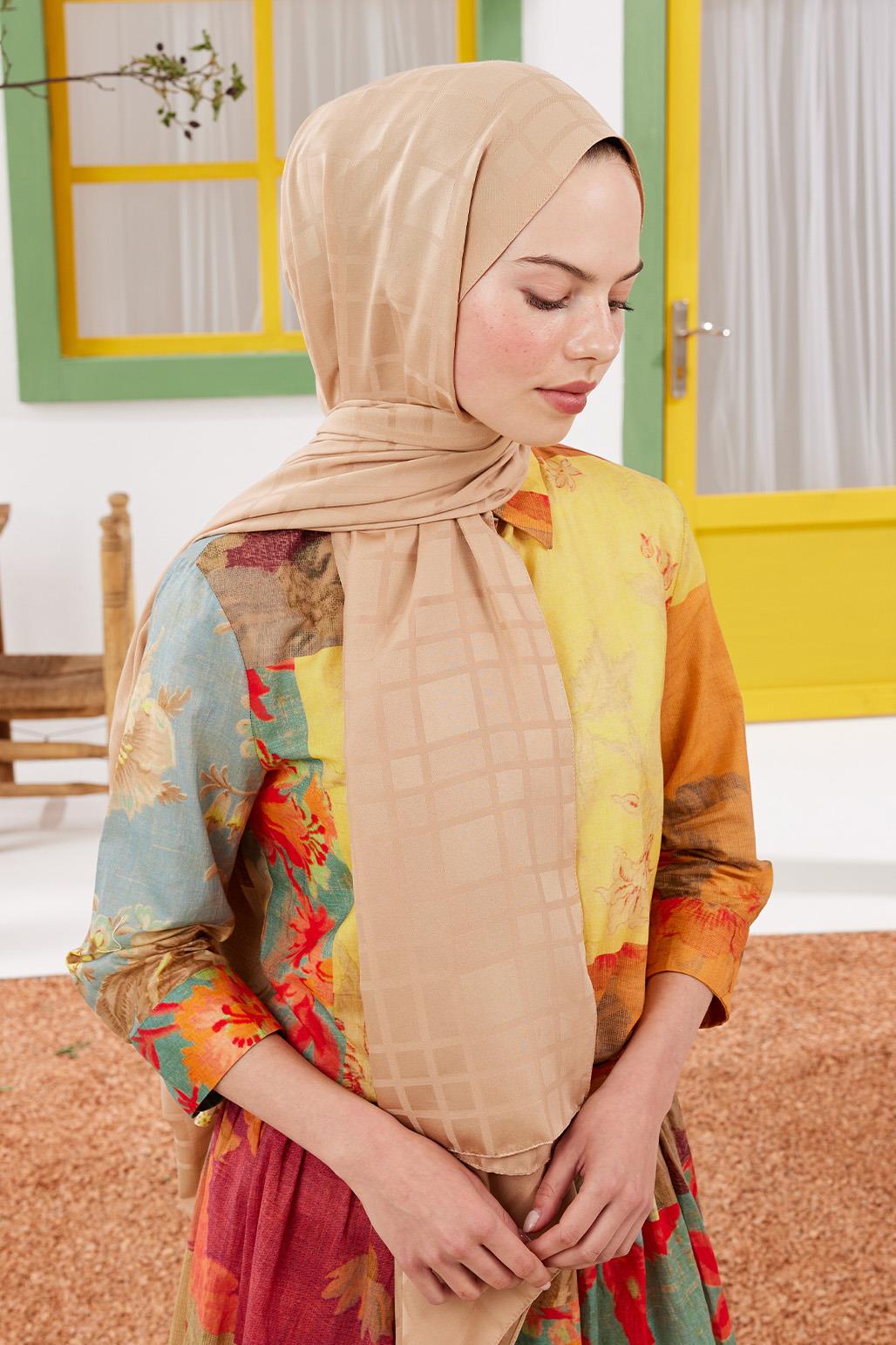 Linea Pattern Modal Jacquard Shawl Camel