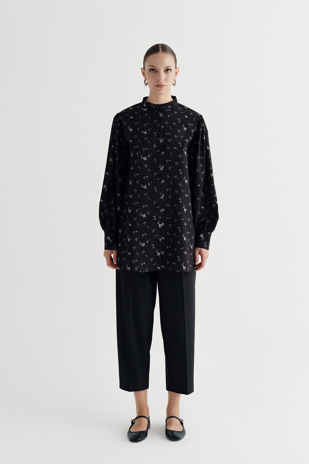 Minimal Patterned Flower Shirt Black