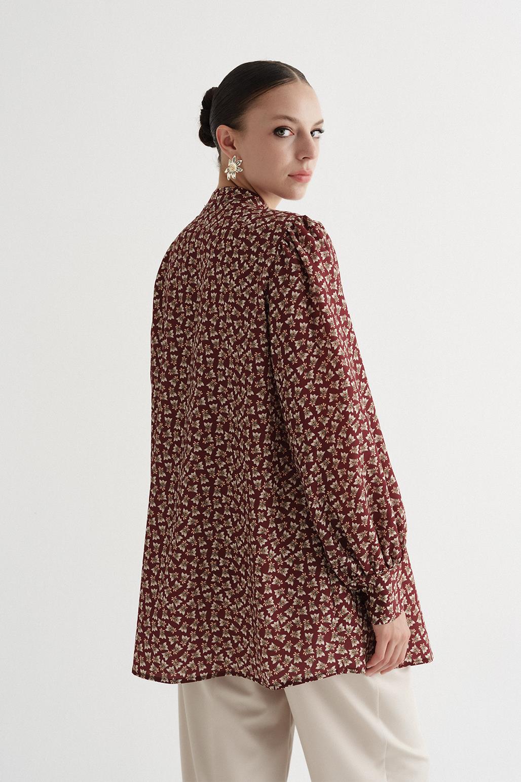 Minimal Patterned Flower Shirt Burgundy