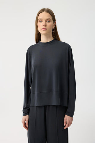 Modal Cupra Slit Detail Cropped Sweatshirt Black