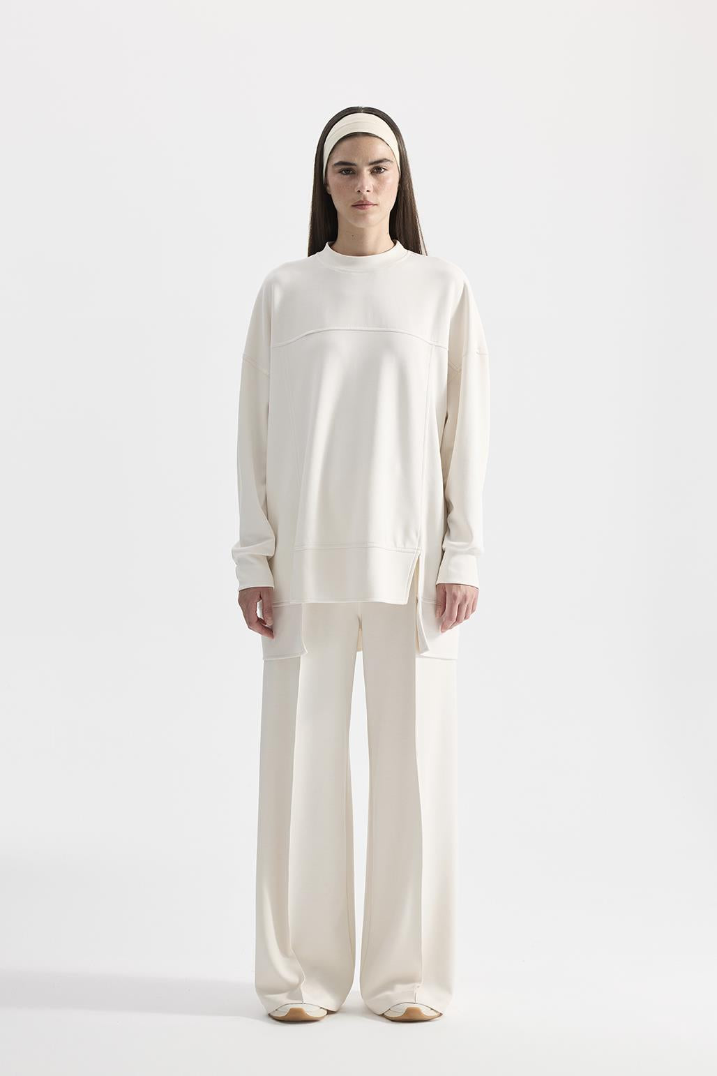 Modal Knitted Asymmetric Cut Sweat Ecru