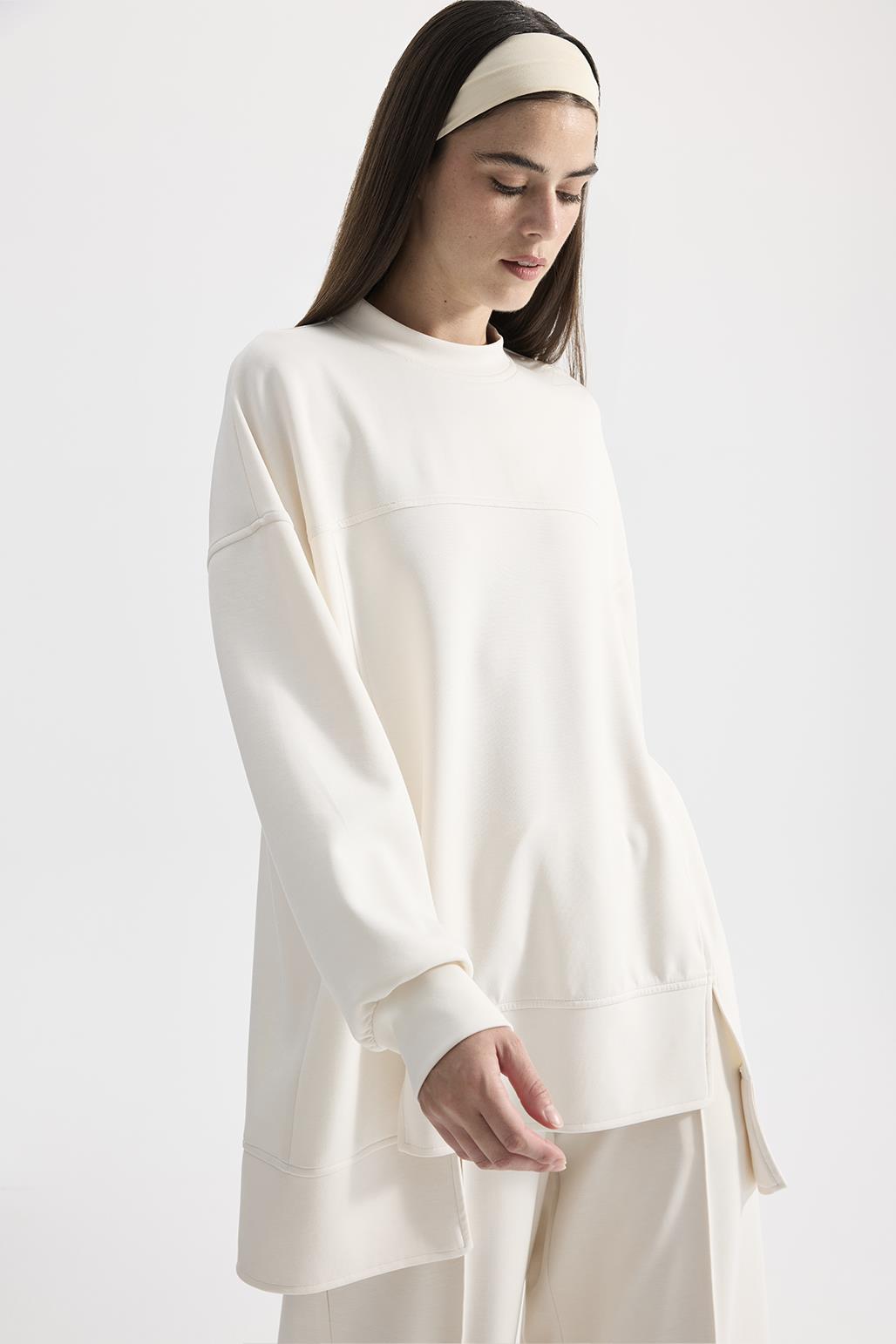 Modal Knitted Asymmetric Cut Sweat Ecru