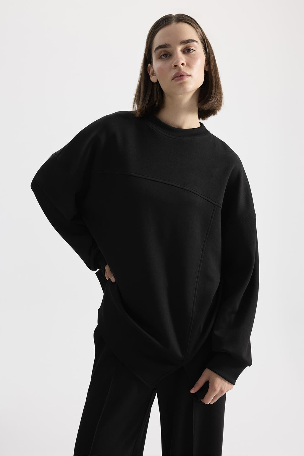 Modal Knitted Asymmetric Cut Sweat Black