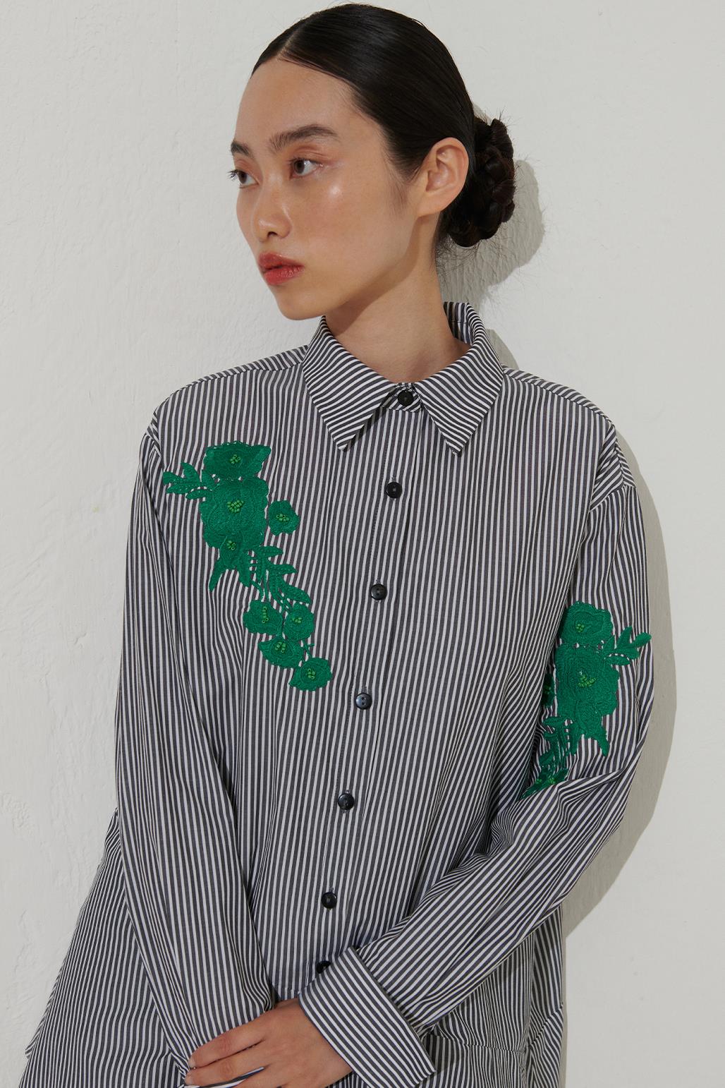 Floral Embroidered Striped Shirt Black