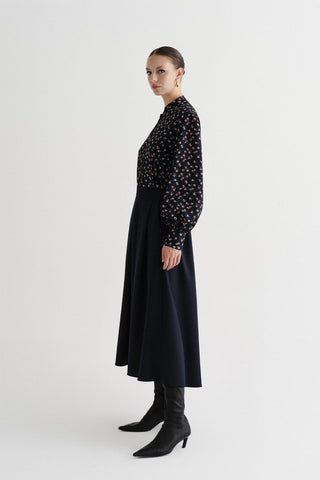 Noa Pleated Long Skirt Navy Blue