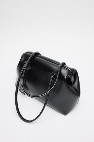 Nova Clasp Leather Bag Black