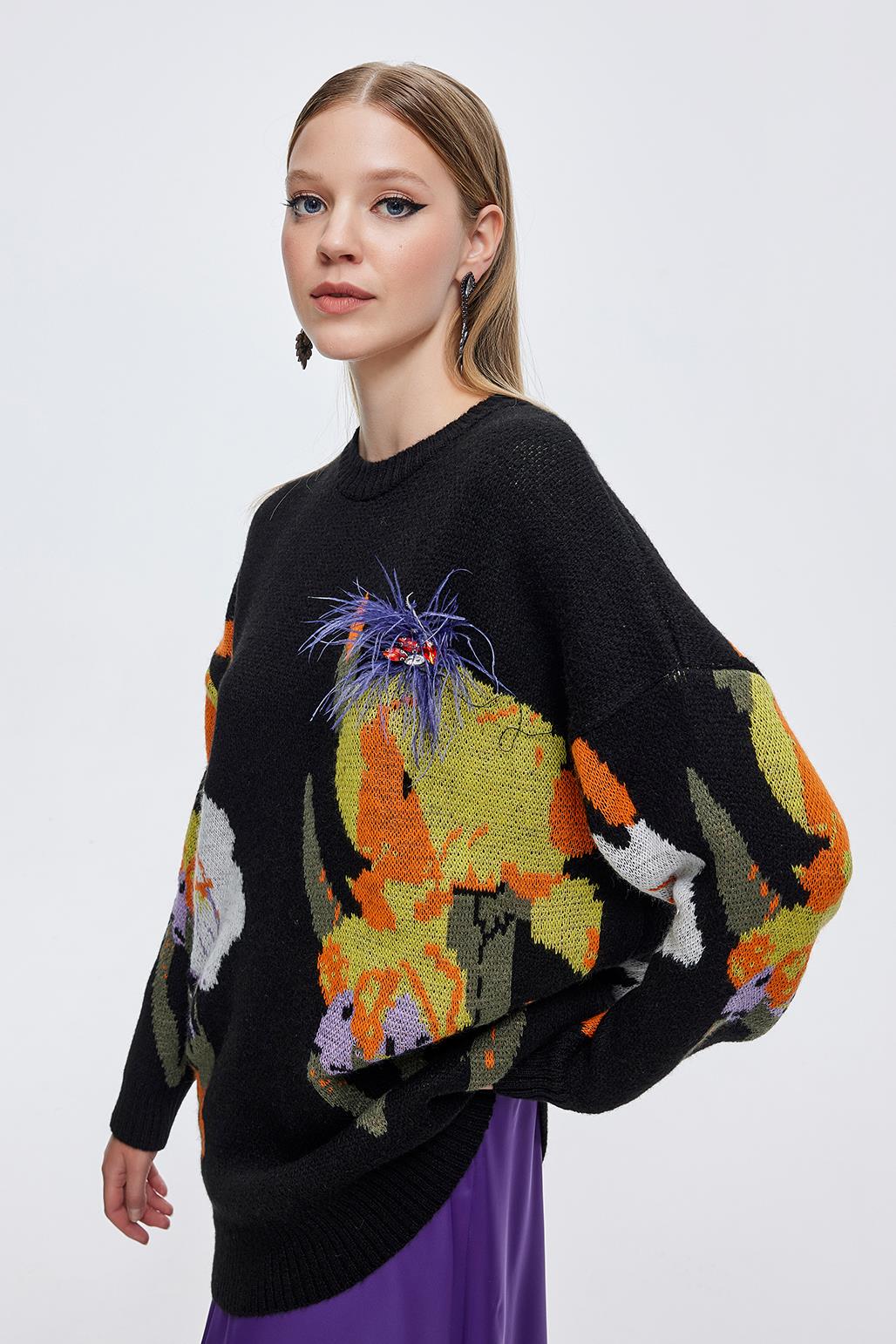 Fur Embroidered Sweater Patterned