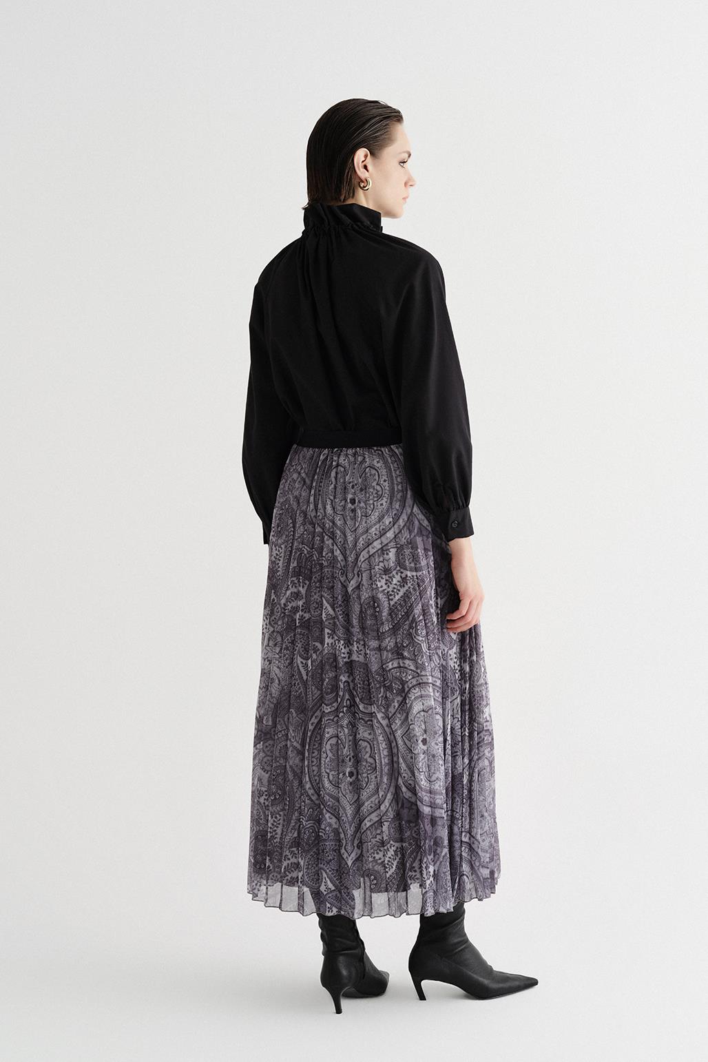 Patterned Pleated Long Skirt Antique