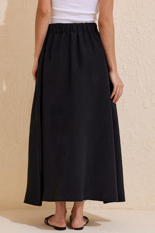 Pleated Flared Long Skirt Black