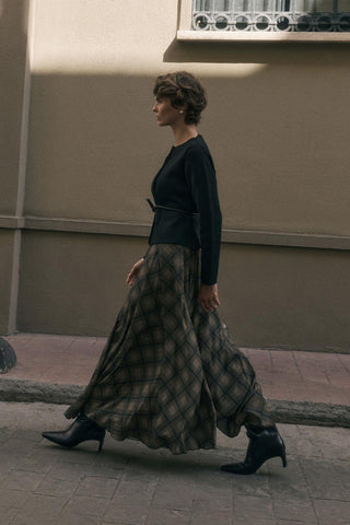 Plaid Long Flared Skirt Brown