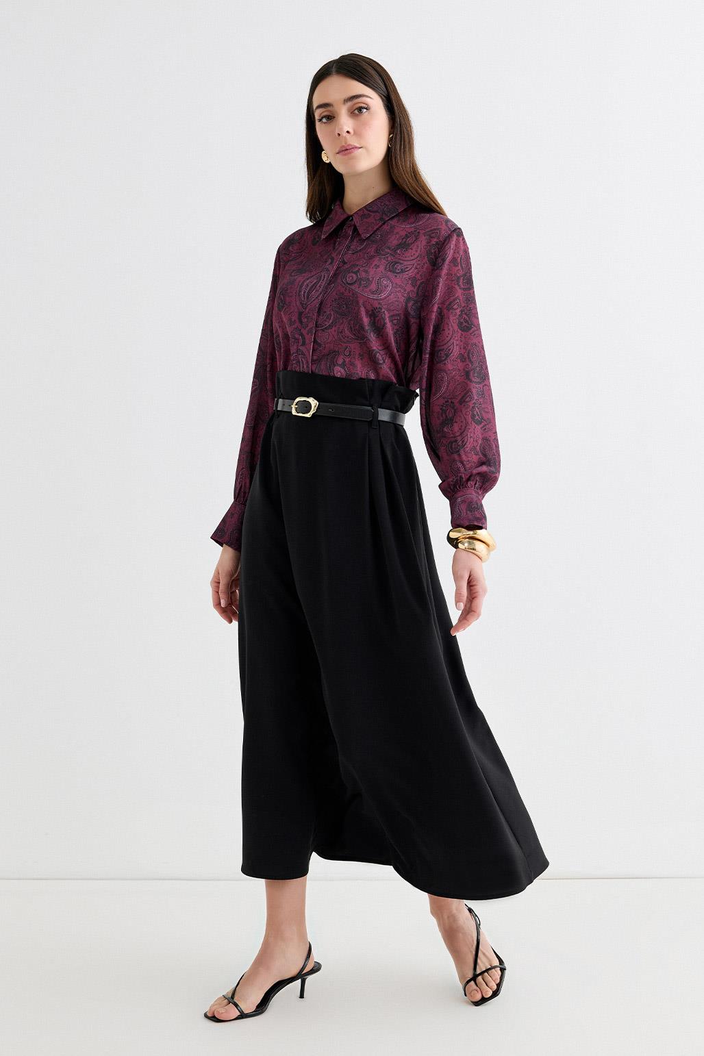 Pleated Skirt with Belt Black