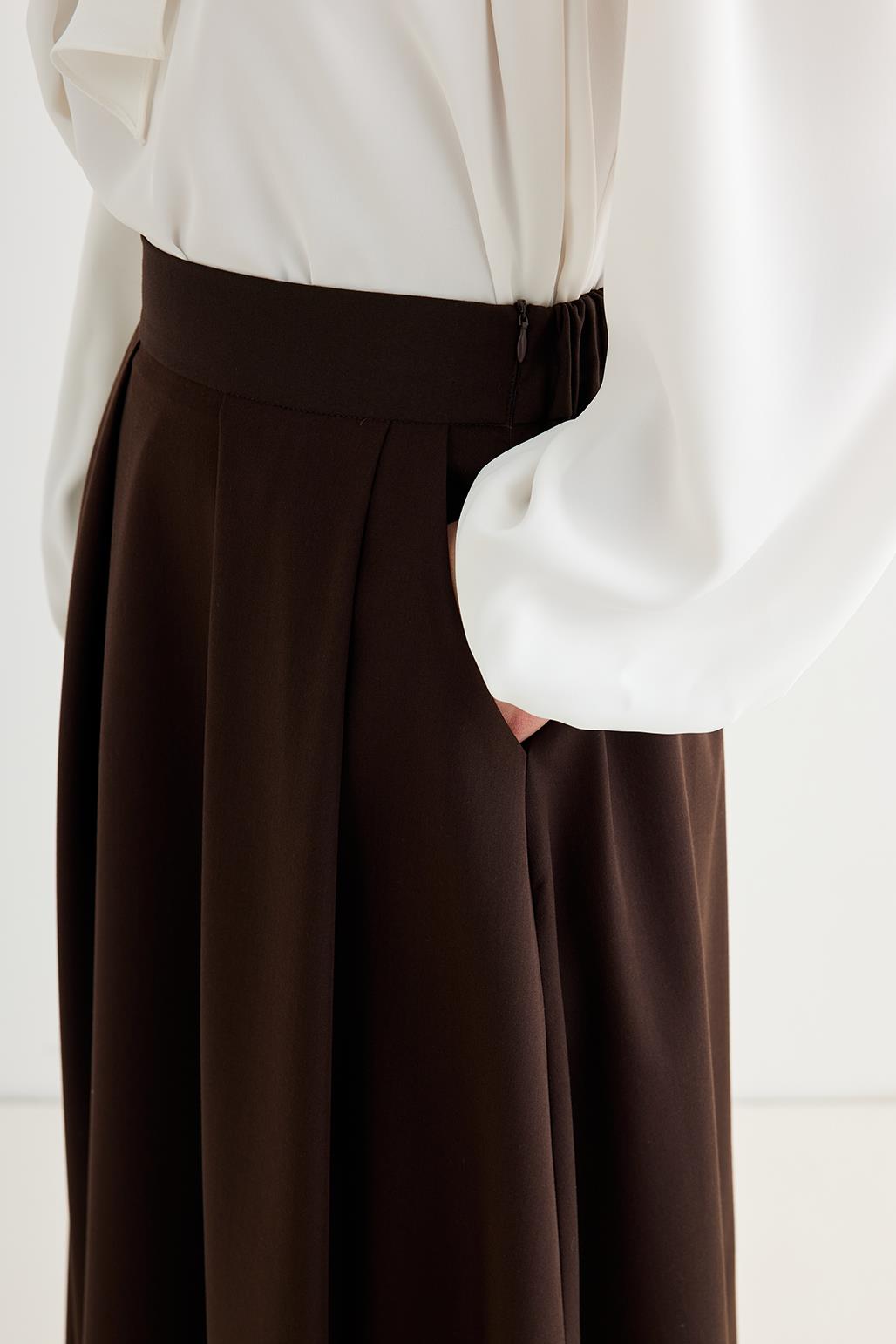 Poly Pleated Skirt Brown