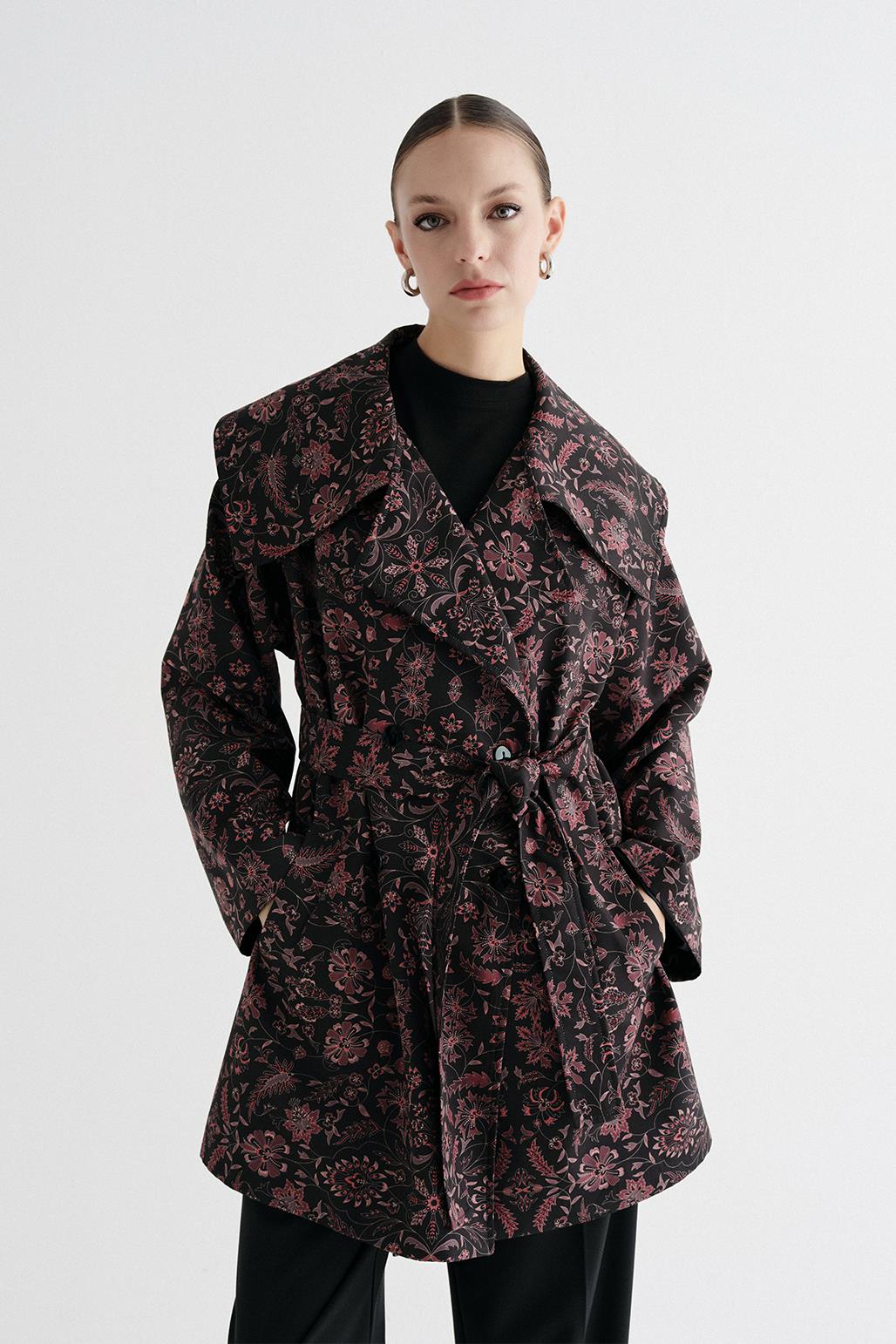 Premium Wide Collar Trench Coat Shawl Pattern