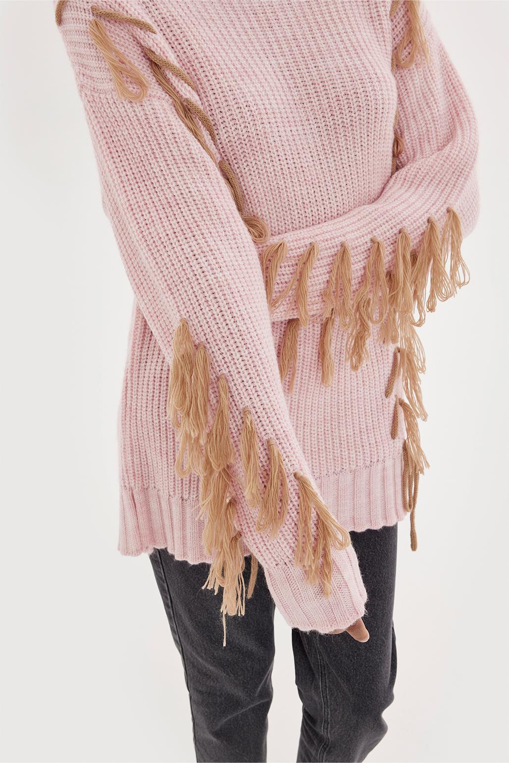 Knit Sweater With Tassels Pink