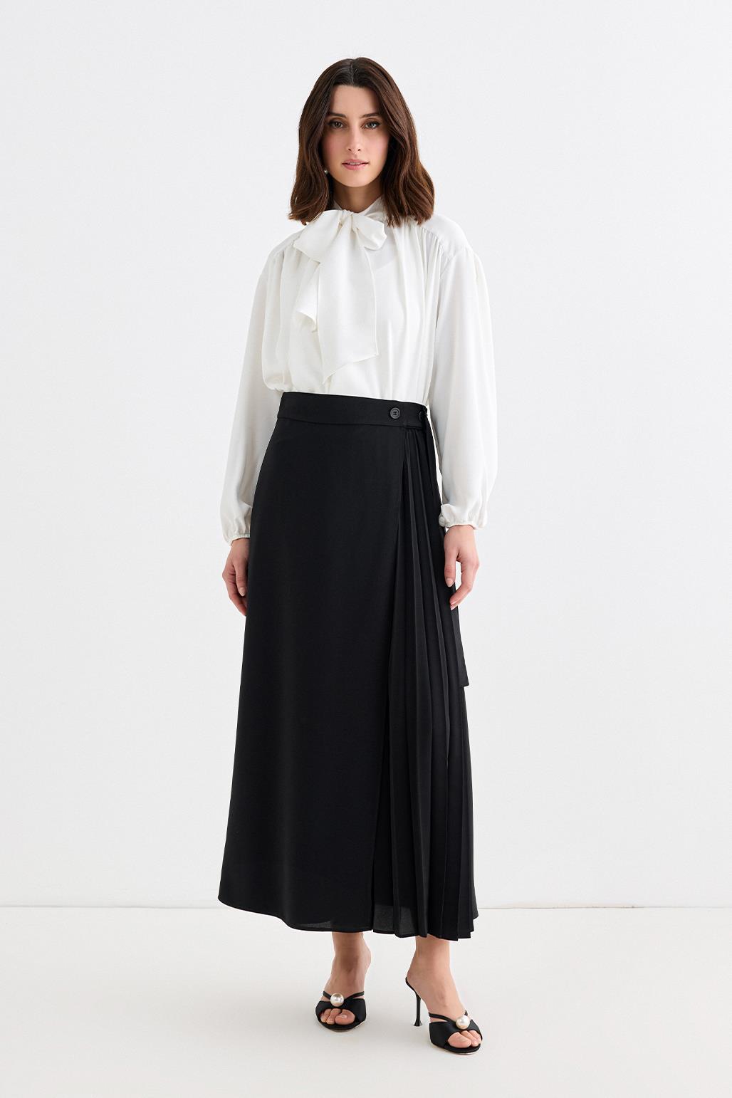 Rita Pleated Wrap Skirt Black