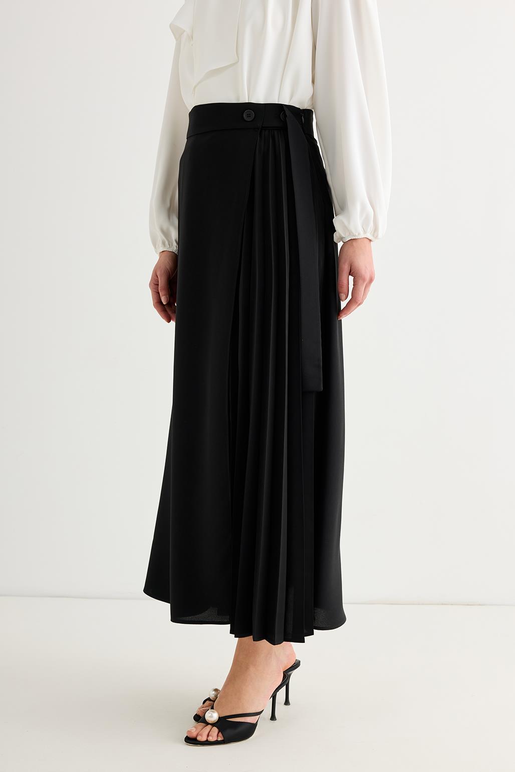 Rita Pleated Wrap Skirt Black