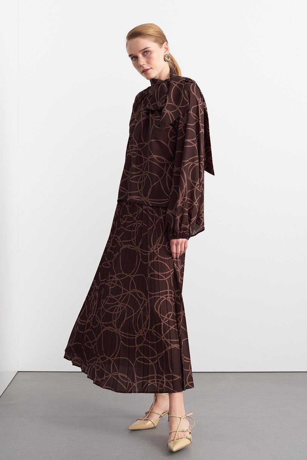 Rope-Patterned Two Piece Set Brown