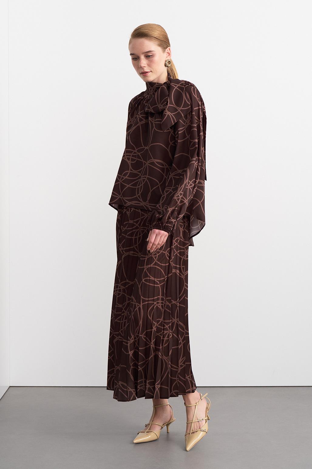 Rope-Patterned Two Piece Set Brown