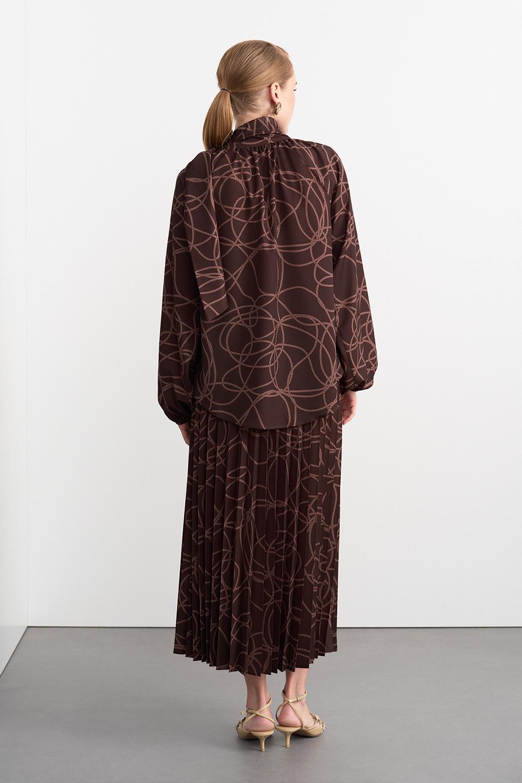 Rope-Patterned Two Piece Set Brown