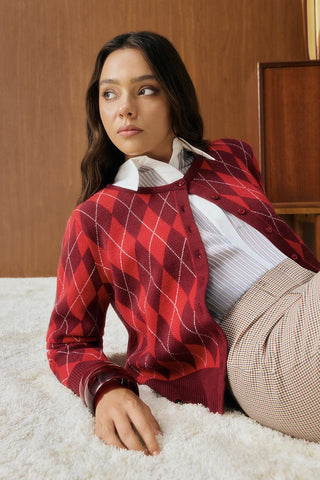 Round Neck Diamond-Pattern Knit Cardigan Burgundy