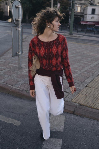 Round Neck Diamond-Pattern Knit Cardigan Burgundy