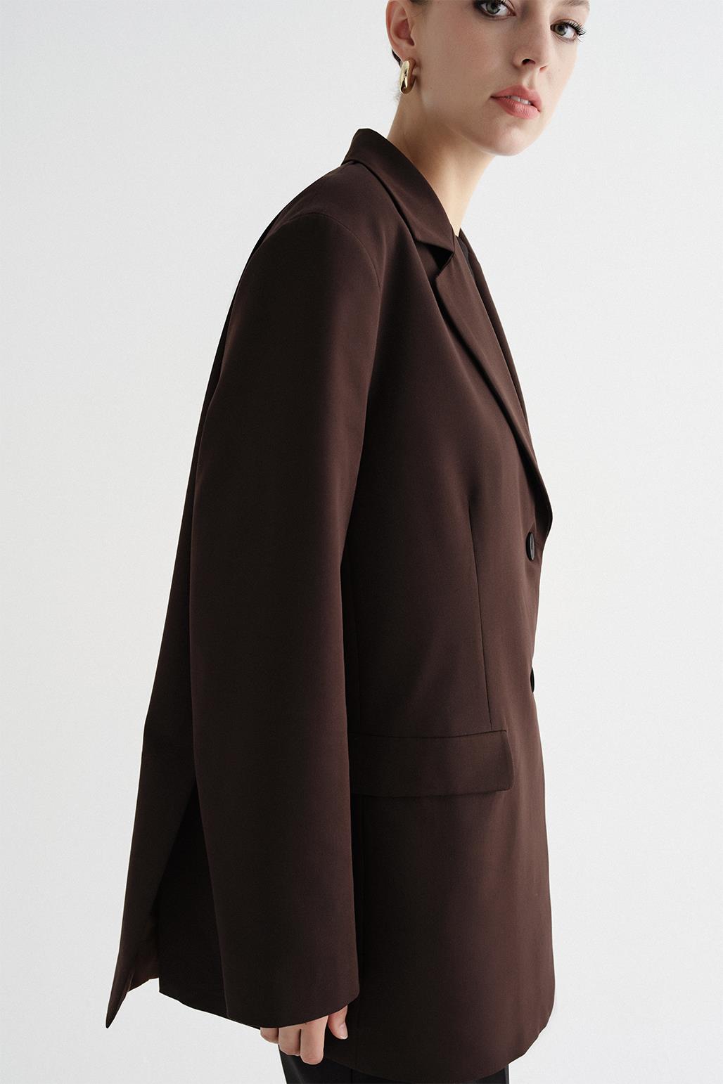 Slit Buttoned Jacket Brown