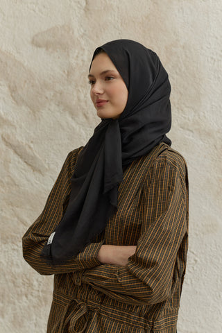 Soft Line Cotton Scarf Black
