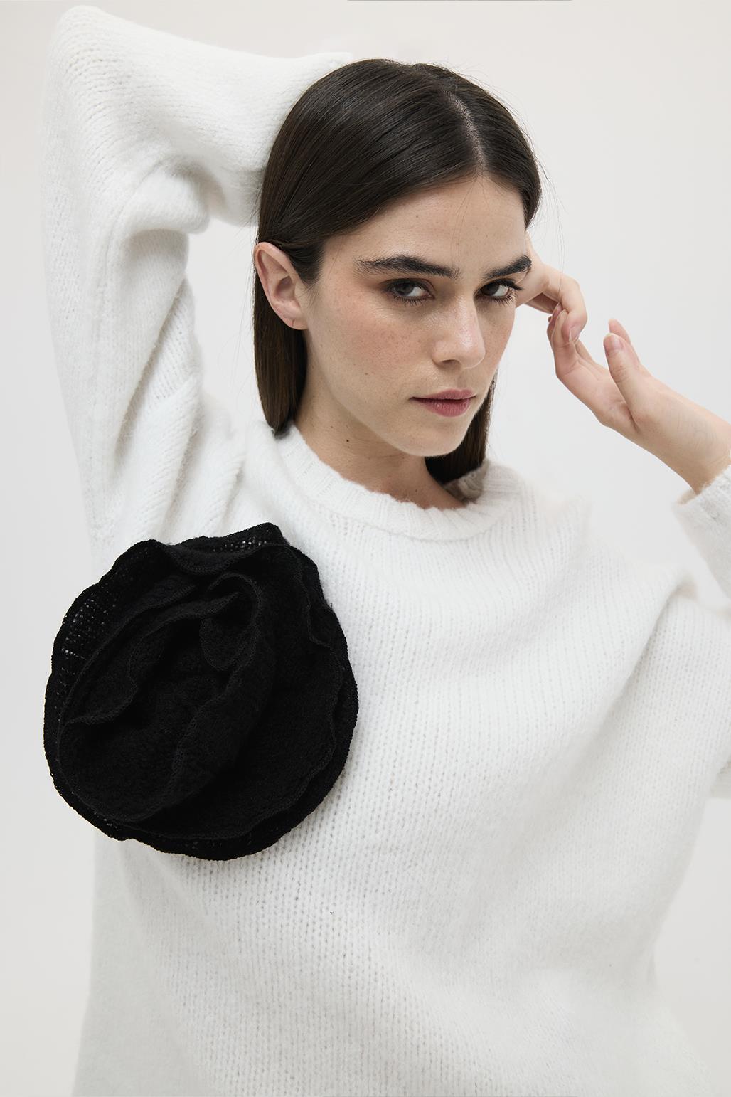 Soft Textured Knit Sweater with Rose Applique Ecru