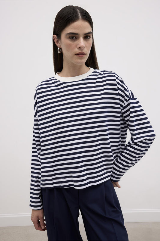 Striped Slit Cotton Knitted Crop Blouse Navy Blue