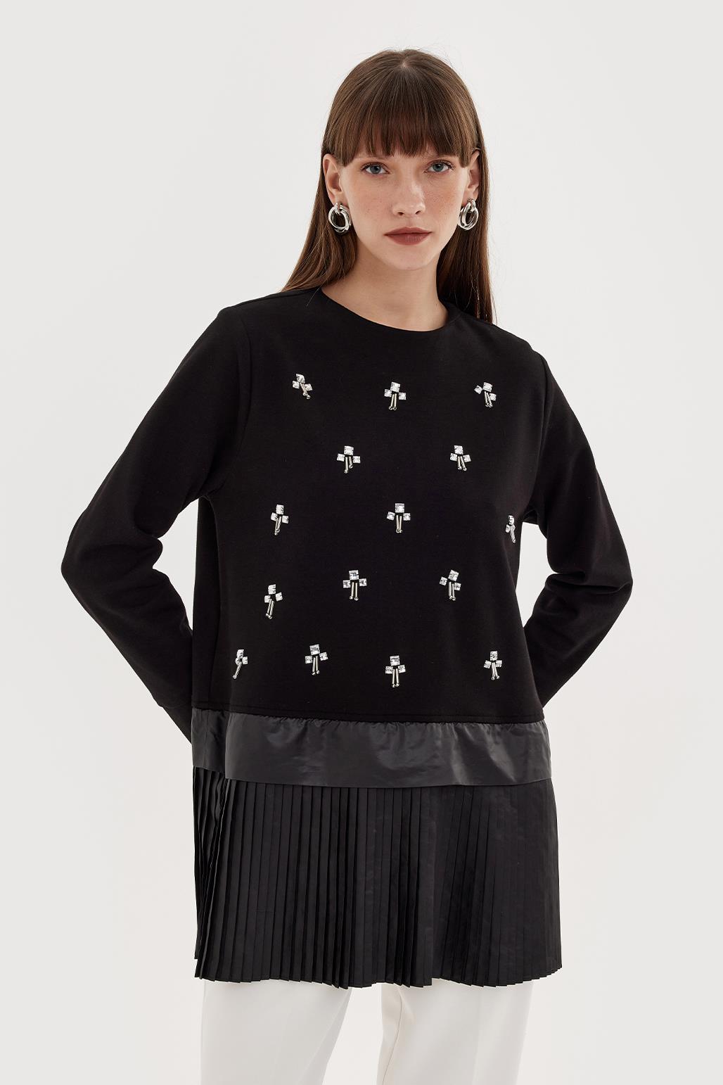 Stone Embroidered Pleated Tunic Black