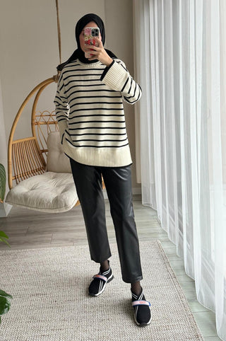 Torina Patterned Leather Trosuers Black