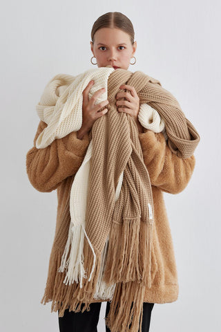 Knitwear Long Scarf With Fringe Camel