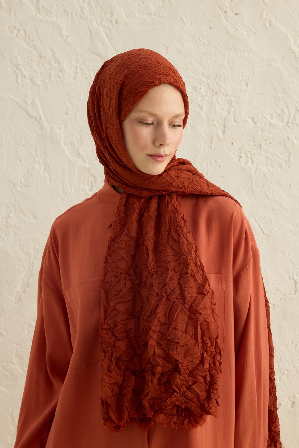 Vual Krash Shawl Brick