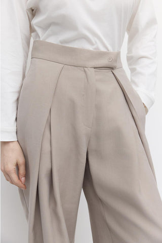 Wide Pleated Trousers Beige