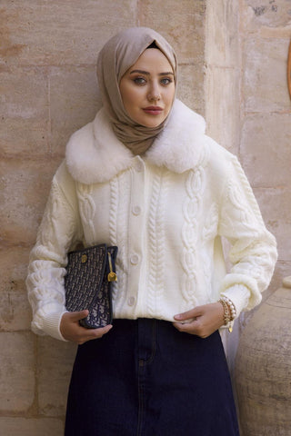 Fur Collar Knit Cardigan Ecru