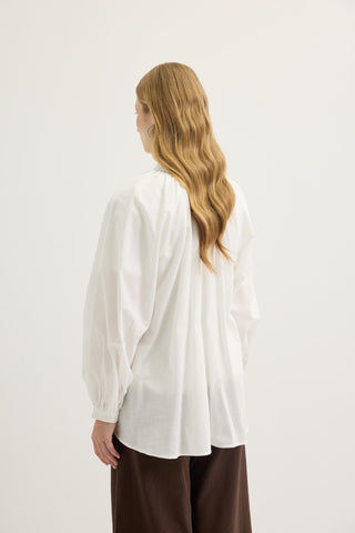 Gathered Neck Balloon Sleeve Linen Shirt Ecru