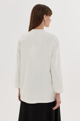 Stone Embroidered Slit Sweatshirt Ecru