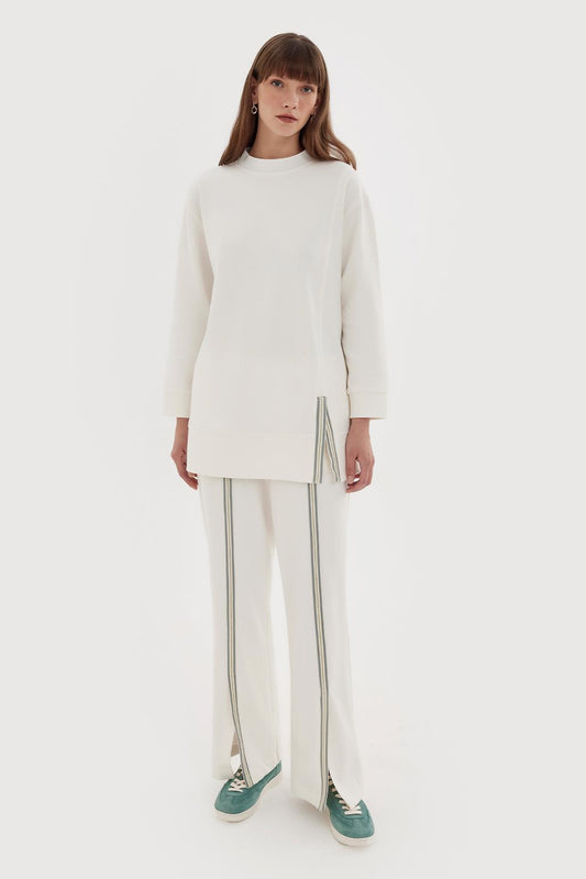 Knit Blouse and Slit Trousers Set Ecru