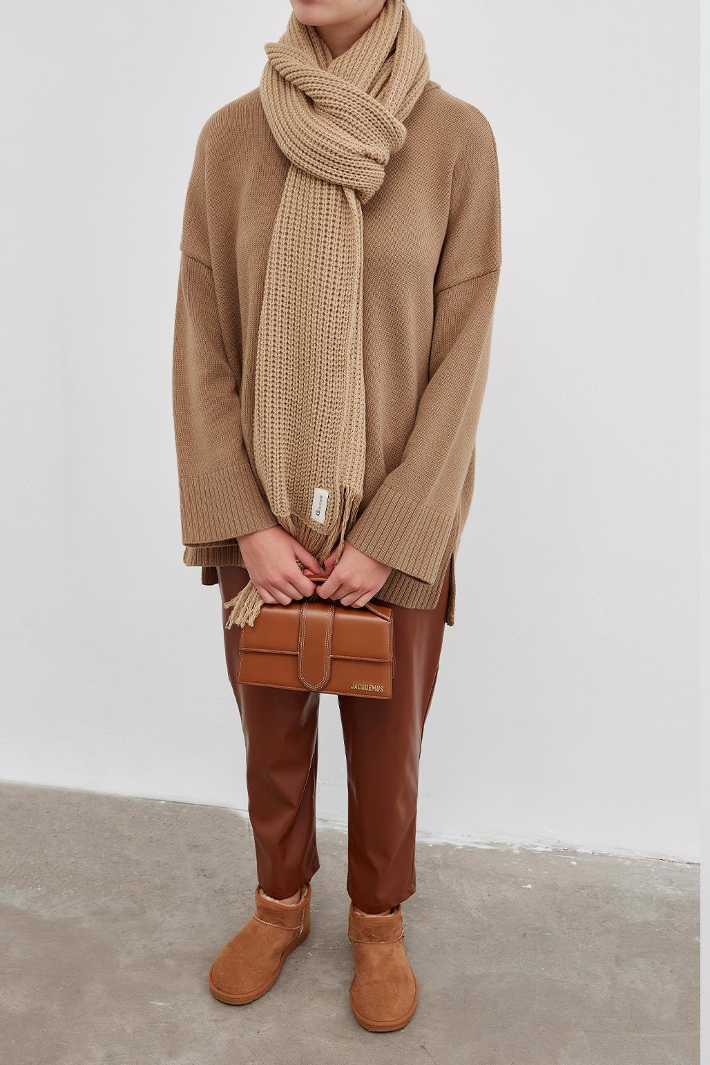 Slit Knitwear Sweater Camel