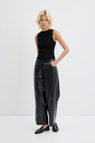 High Waist Pleated Stitch Leather Trousers Black