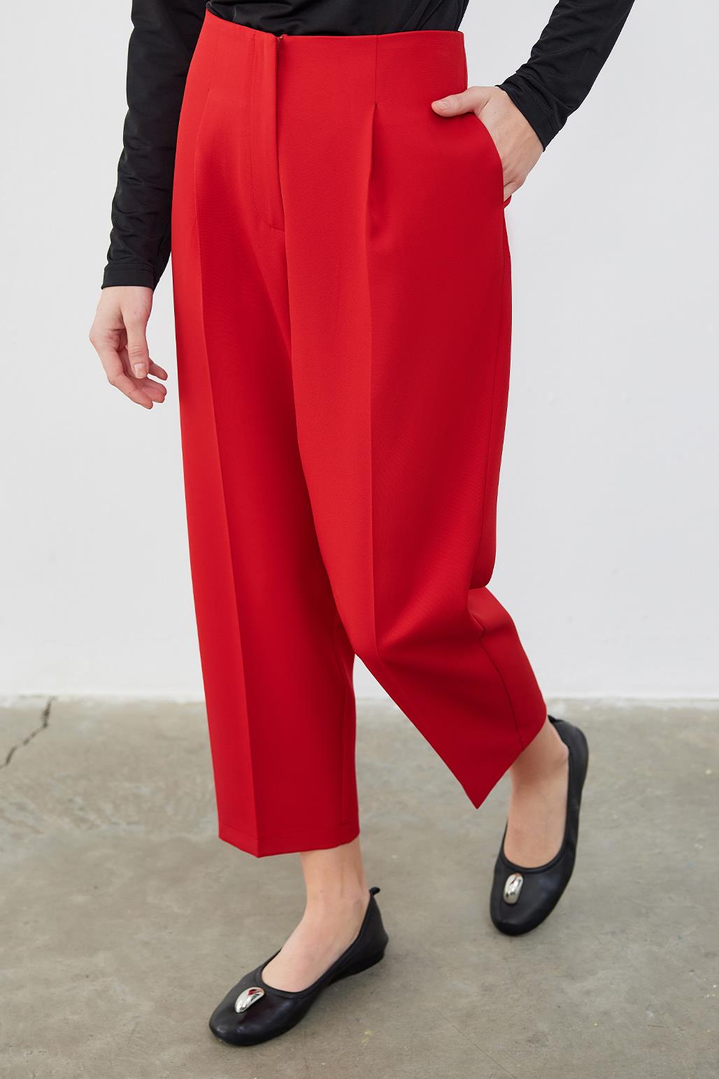 High Waist Dart Detailed Trousers Red