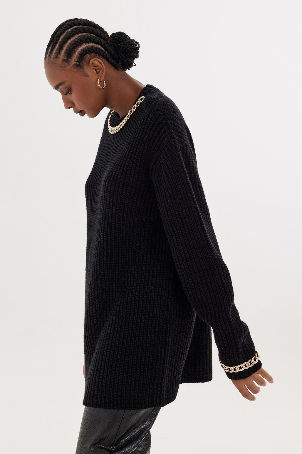 Knitwear Sweater With Chain Embroidery Black